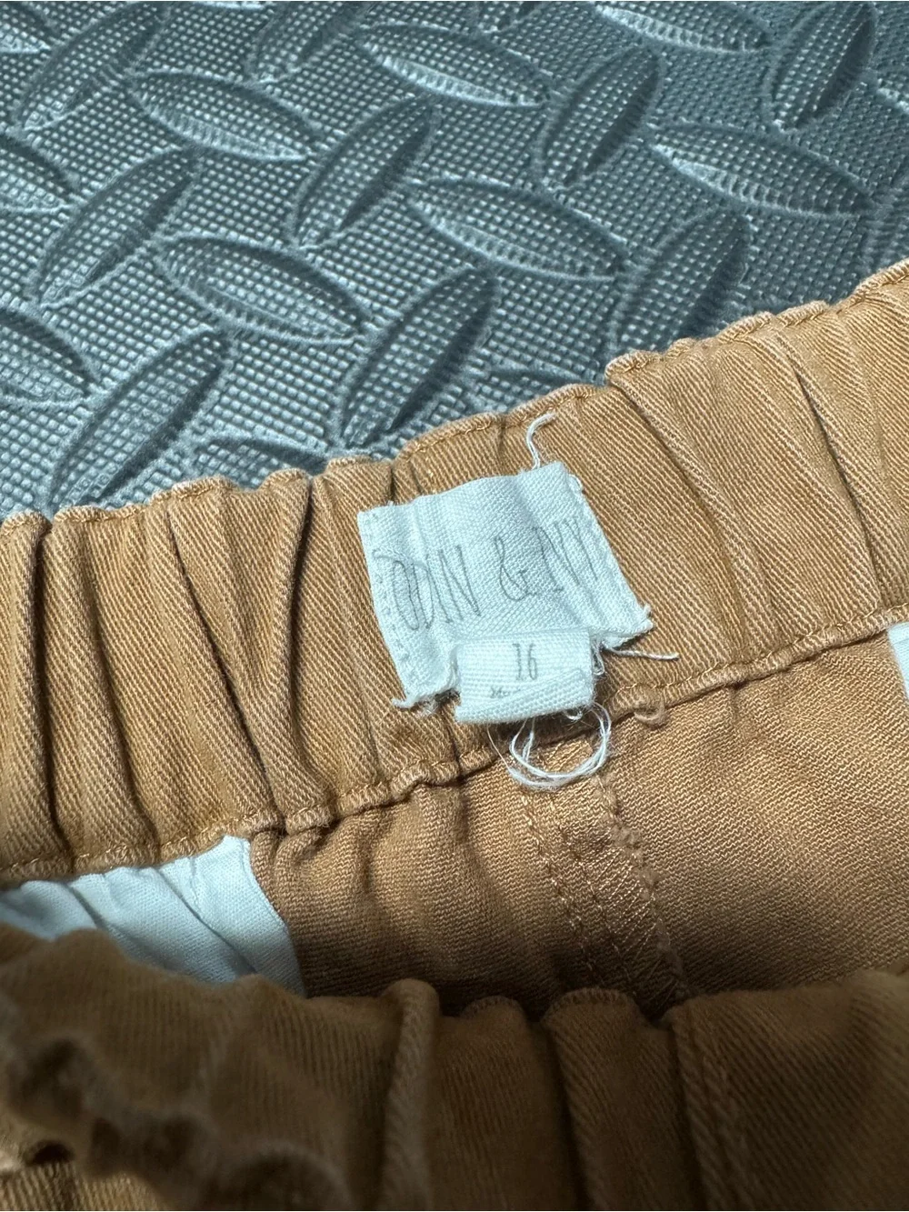 Odin & Ivy Boys Size 16 Tan Jogger Pants Drawstring Elastic Waist